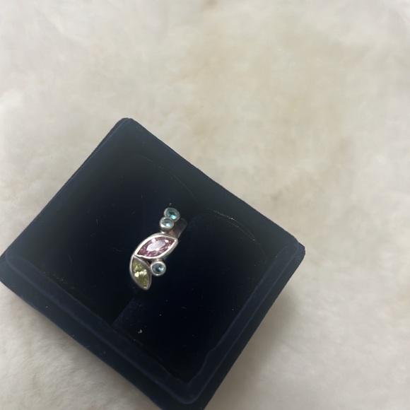 Silver ring - Picture 5 of 9